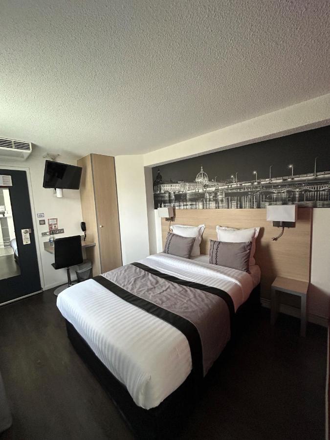 Logis Cris Et Restaurant, Lyon Sud-est 3*