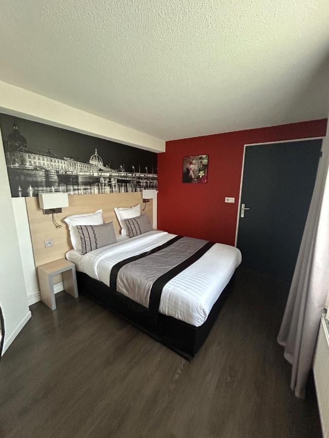 Hotel Logis Cris Et Restaurant, Lyon Sud-est Corbas