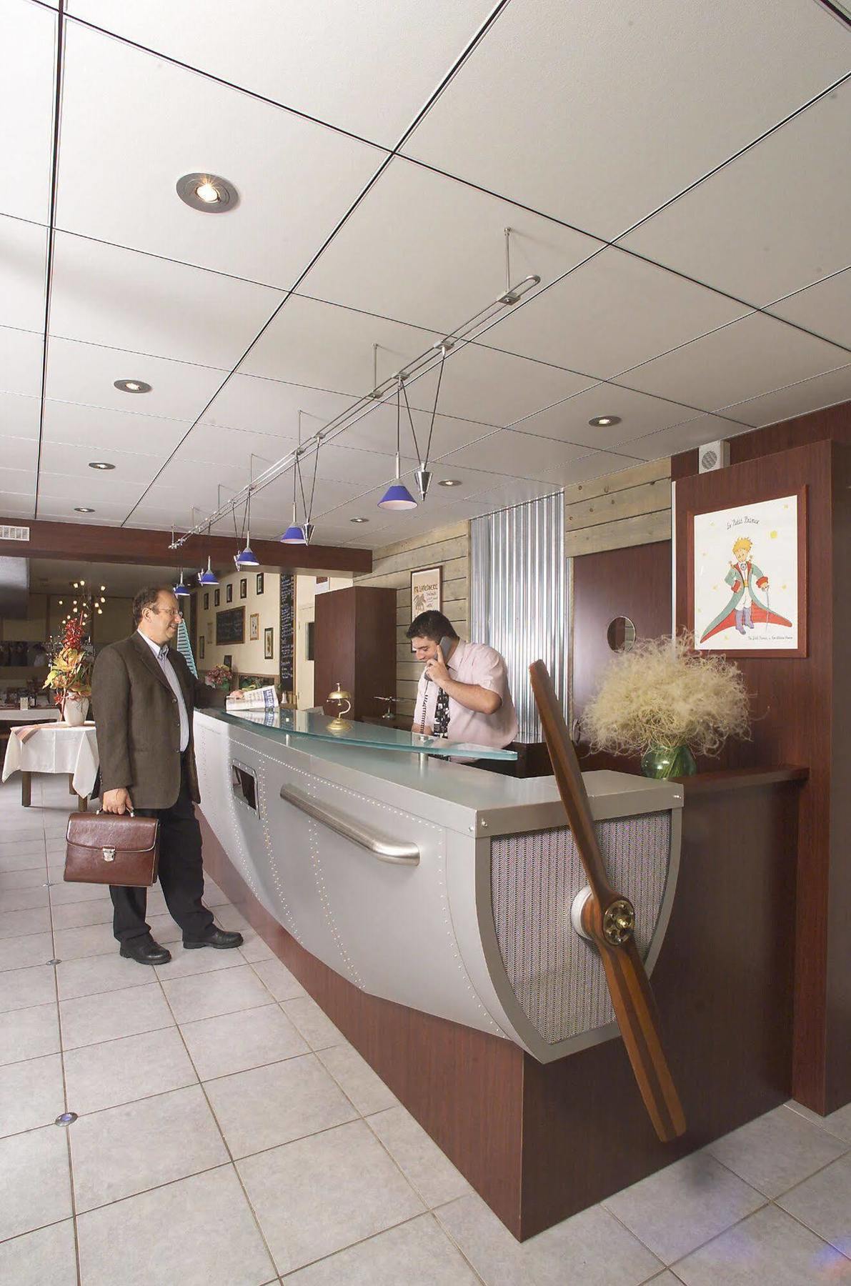 Logis Cris Et Restaurant, Lyon Sud-est 3*